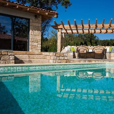 Dolce - Vintage Warna